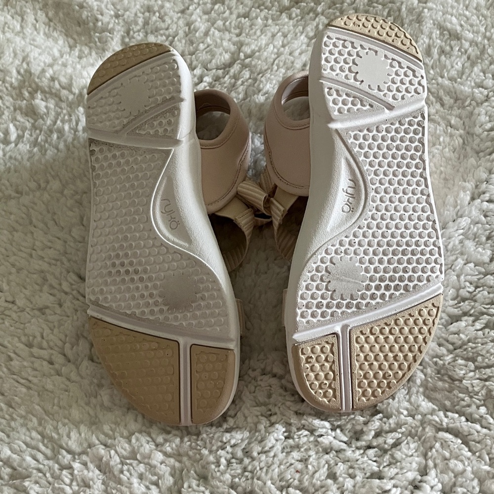 Ryka Soft Pink Sandals - Picture 5 of 5
